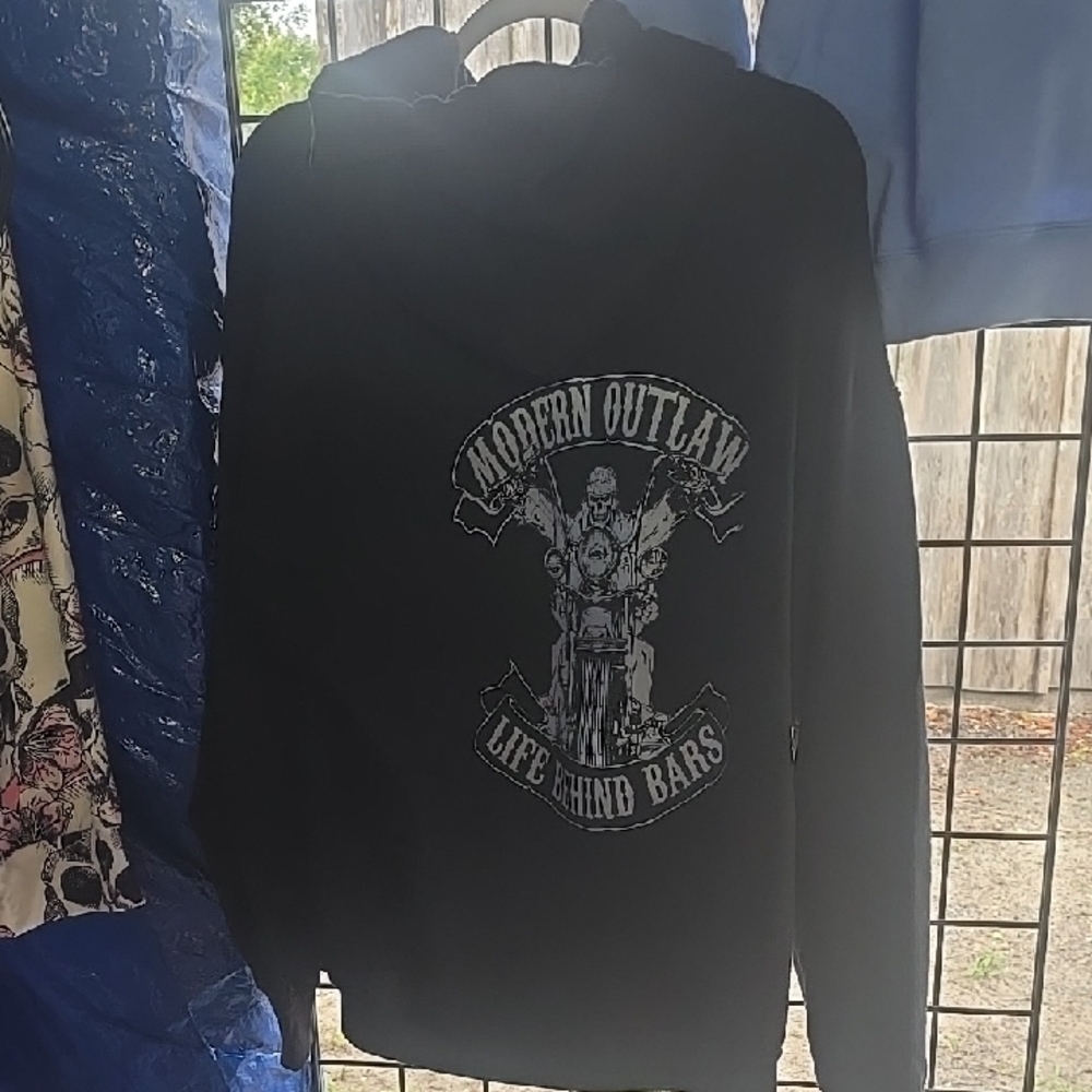 Gildan Heavy Blend Black Hoodie